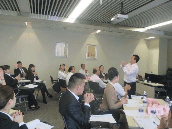 《工作績效管理 》財信偉