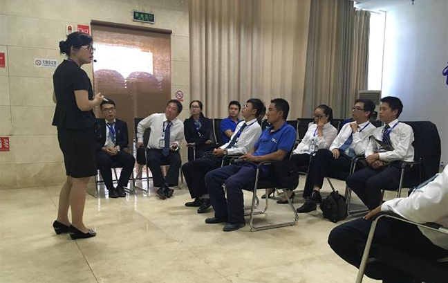 代薇授課見(jiàn)證